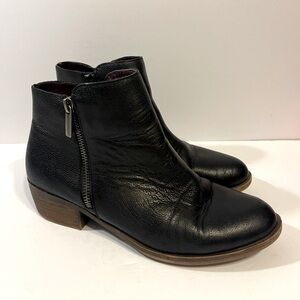 Kensie Women’s Gabriella Black Leather Zip Up Ankle Boots Size 8M.